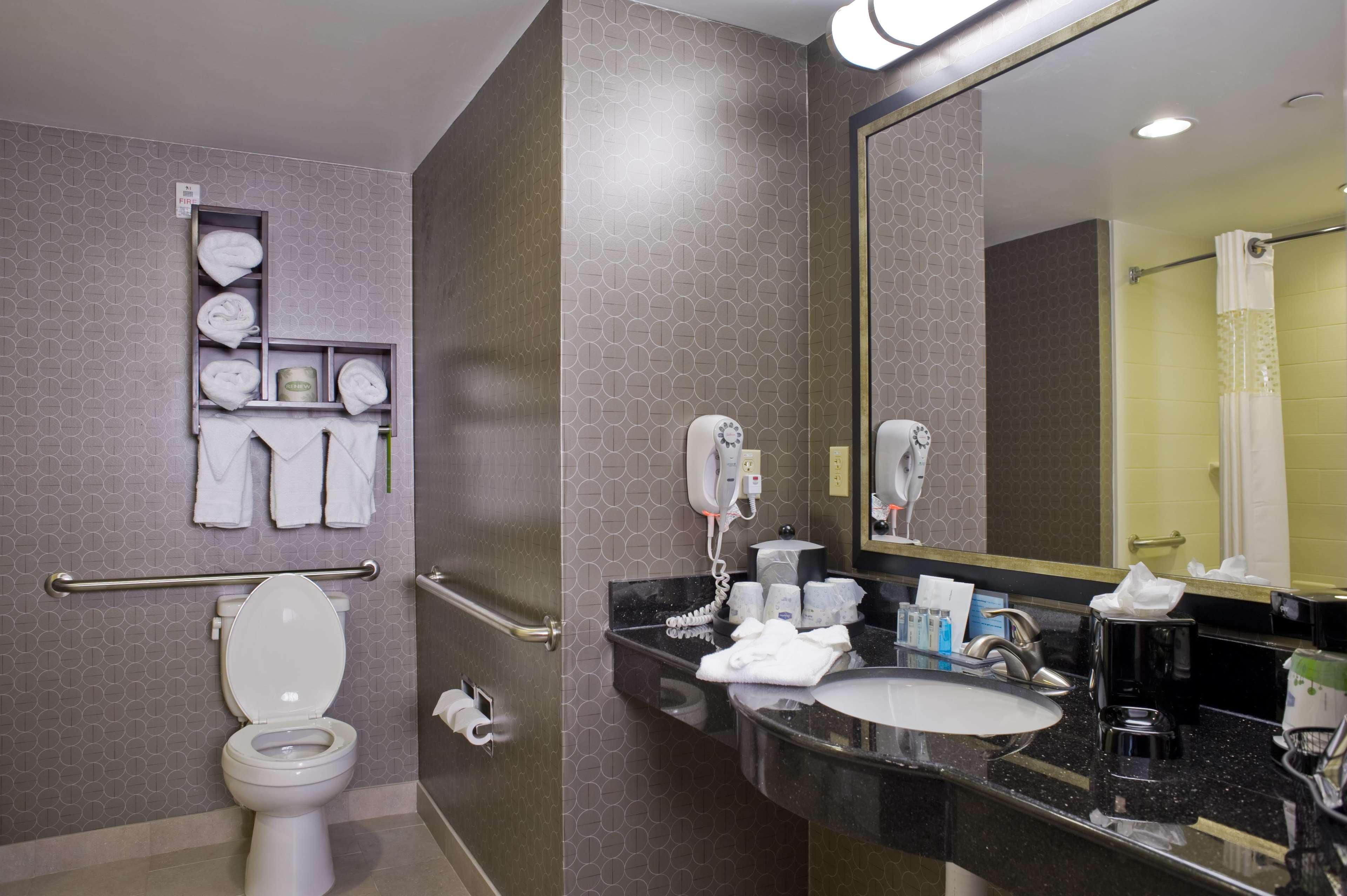Hampton Inn & Suites Tupelo/Barnes Crossing Экстерьер фото