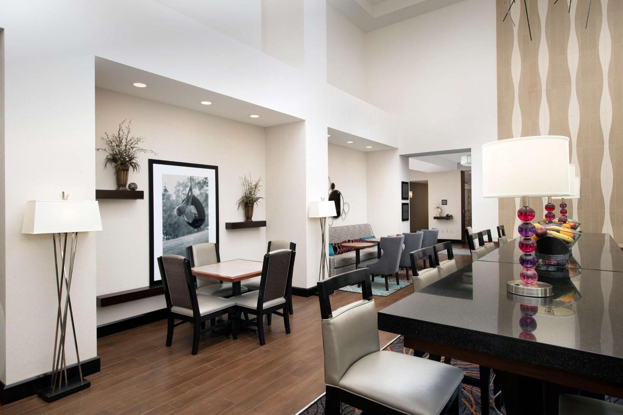 Hampton Inn & Suites Tupelo/Barnes Crossing Экстерьер фото